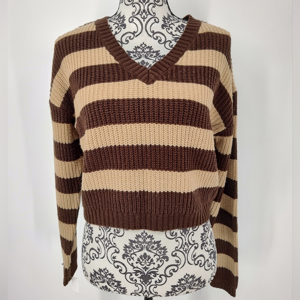 I Love It Brown And Tan Stripped Cropped V Neck Knit Sweater Women's Medium